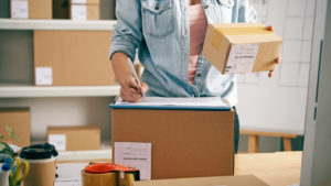 customize shipping boxes